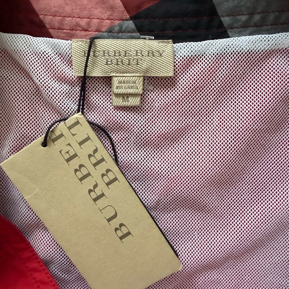 NWT Burberry Brit Red Flat Front Men's Shorts Size M - Picture 7 of 11